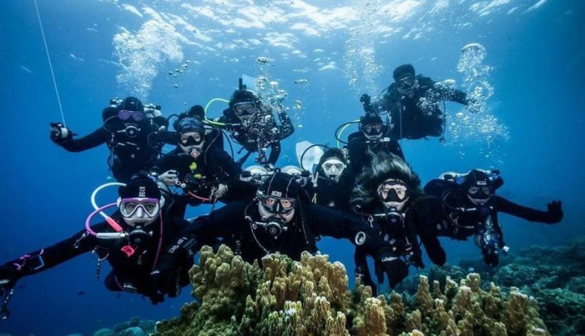 sea-shore-diving : water activities in andaman