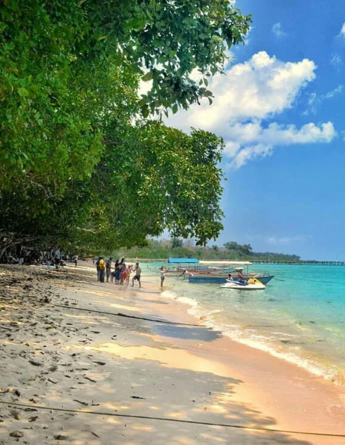 Clear shallow waters at Bharatpur Beach, an ideal snorkeling place to visit in Andaman